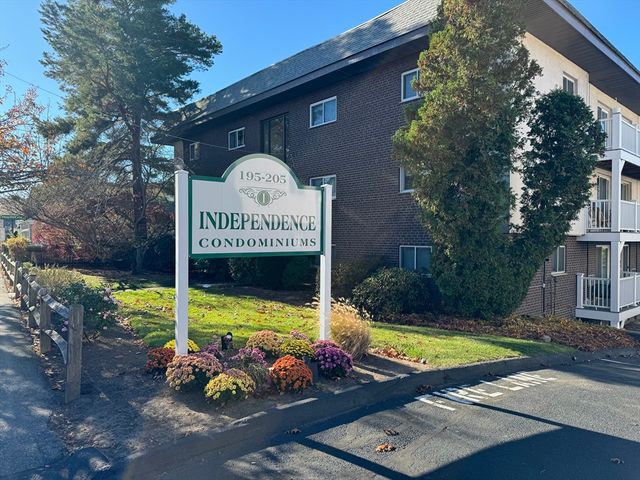 $330,000 | 205 Independence Avenue, Unit 228 | South Quincy