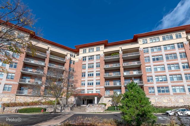 $374,900 | 100 Prairie Park Drive, Unit 205 | Wheeling