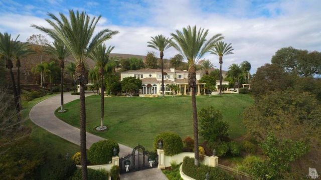 $6,250,000 | 3855 Brunston Court | East Thousand Oaks