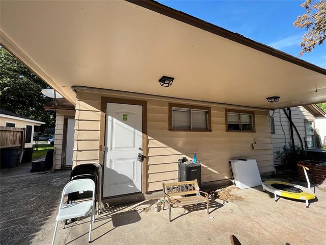 $950 | 1309 Jefferson Street, Unit B | Baytown