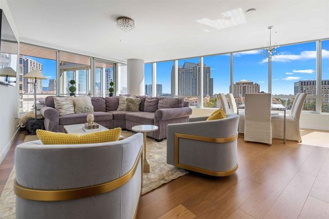 $1,585,000 | 888 West E Street, Unit 804 | Marina