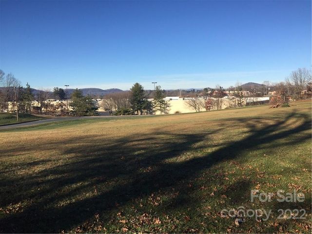 $700,000 | 410 Freeman Street | Hendersonville Township - Henderson County