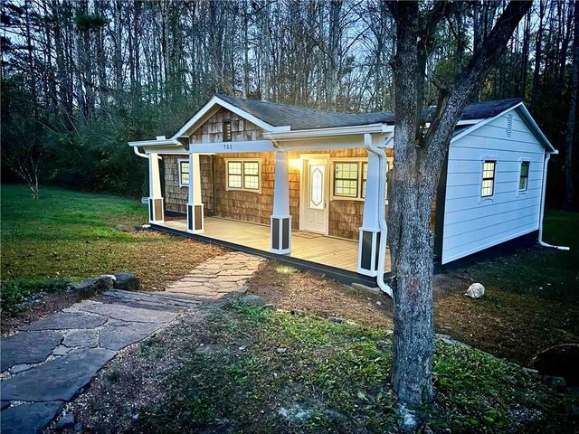 $289,000 | 751 Mineral Springs Road North