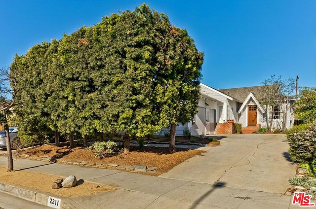 $1,798,000 | 2211 23rd Street | Santa Monica