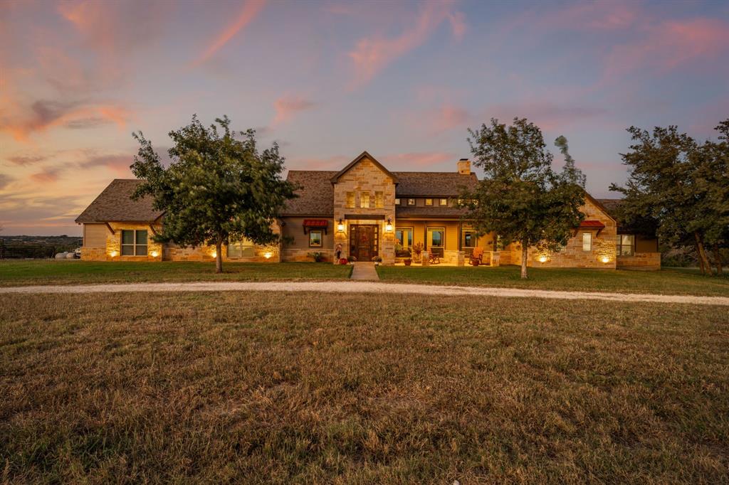 a front view of house with yard