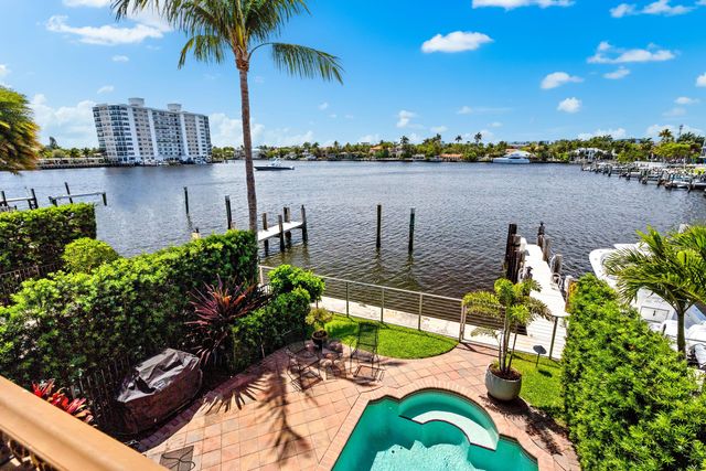 $4,250,000 | 256 Venetian Drive | Delray Beach Association