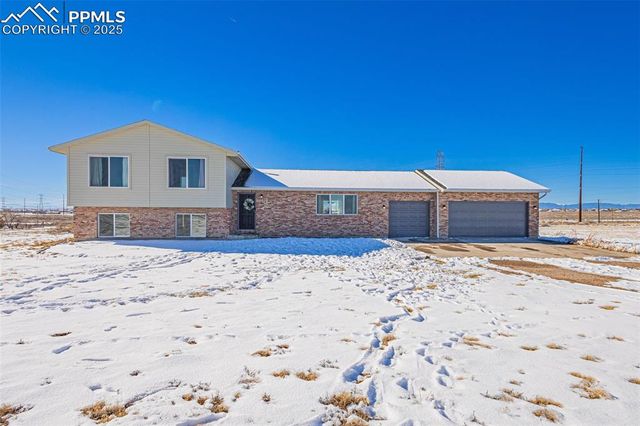 $530,000 | 1090 East Linda Avenue | Pueblo West