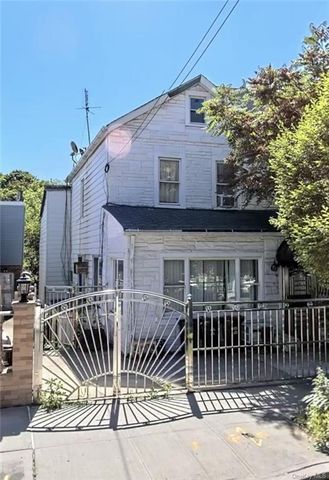 $839,000 | 2080 Matthews Avenue | Pelham Parkway