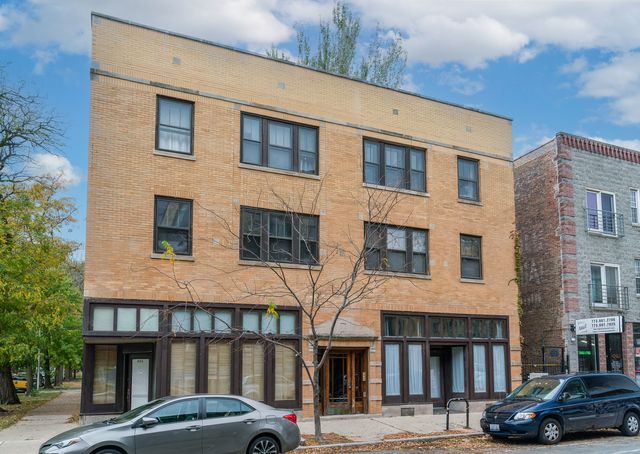 $2,450 | 936 North Damen Avenue, Unit 1D | Ukrainian Village