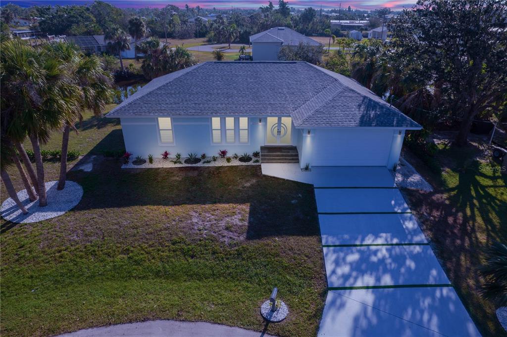 a front view of house with yard