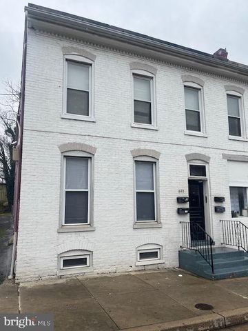 $1,250 | 222 West Franklin Street, Unit 1 | Downtown Hagerstown