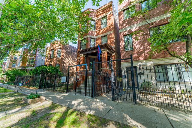 $2,800 | 1918 West Addison Street, Unit 2 | St. Ben's