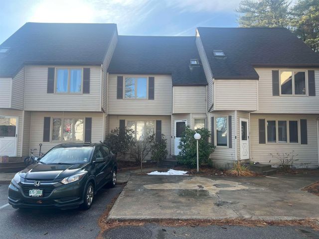 $2,400 | 23 McElwain Street, Unit 2 | East Merrimack