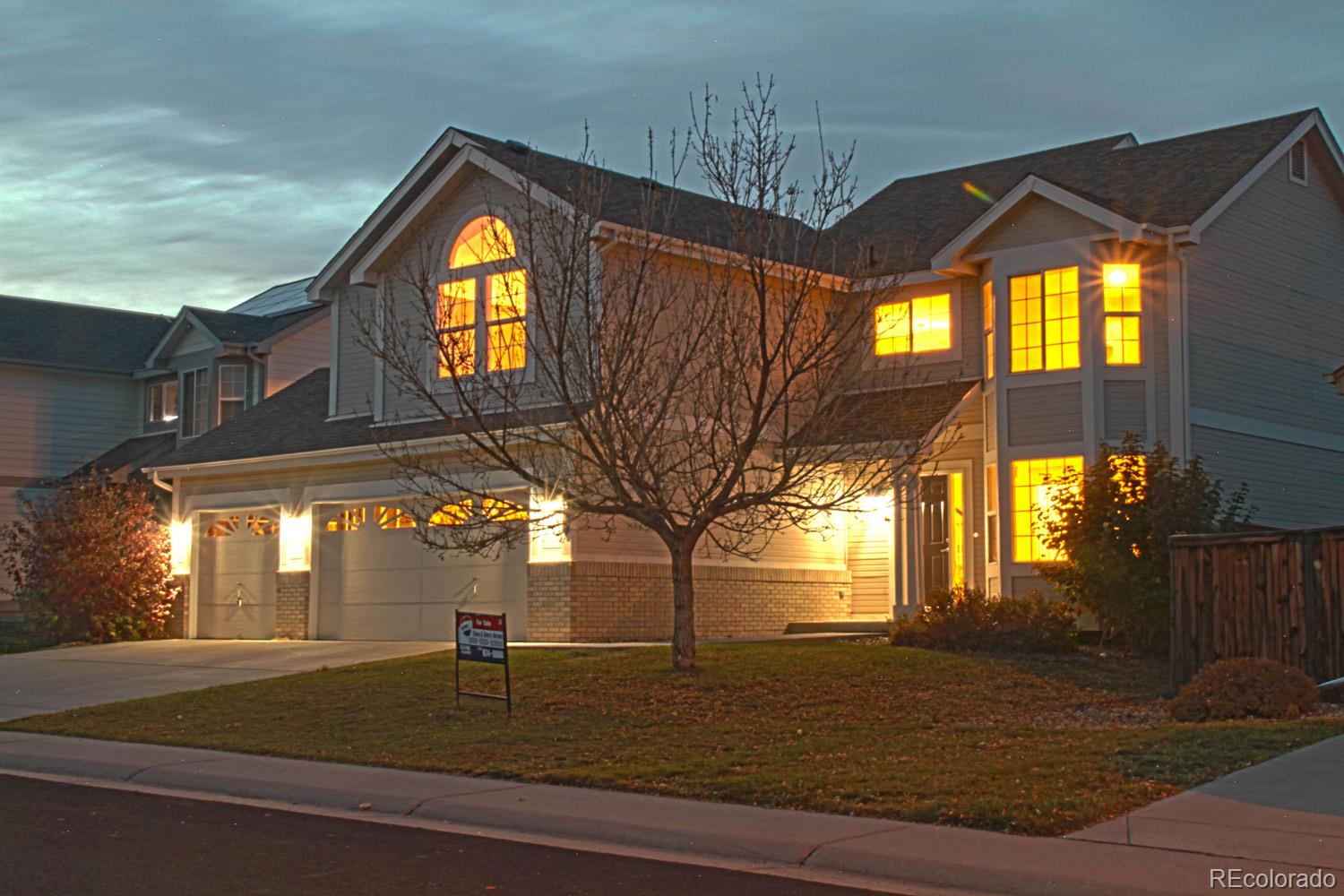 a house view with a outdoor space