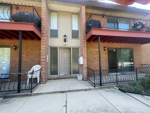 $145,900 | 641 Carroll Parkway, Unit 107 | Glenwood