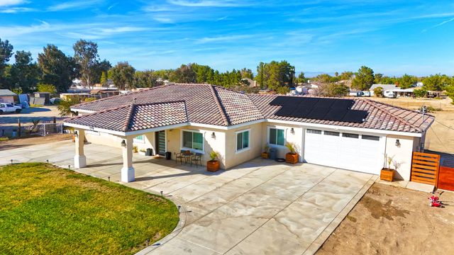 $660,000 | 9641 Avenue S8 E Littlerock Ca East | Sun Village