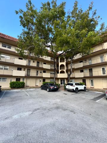 $2,250 | 6061 North Falls Cir Drive, Unit 104 | Inverrary