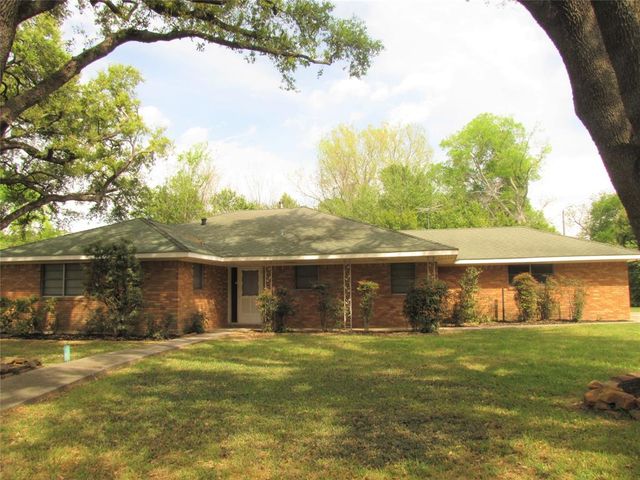 $2,500 | 800 Alma Street | Tomball