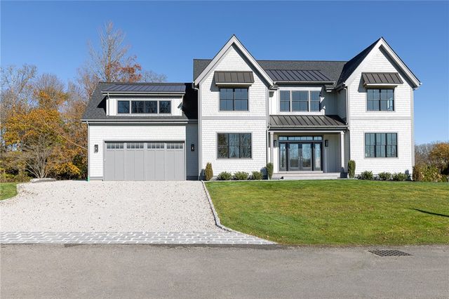 $2,600,000 | 1 Stone Bridge Drive | South Portsmouth