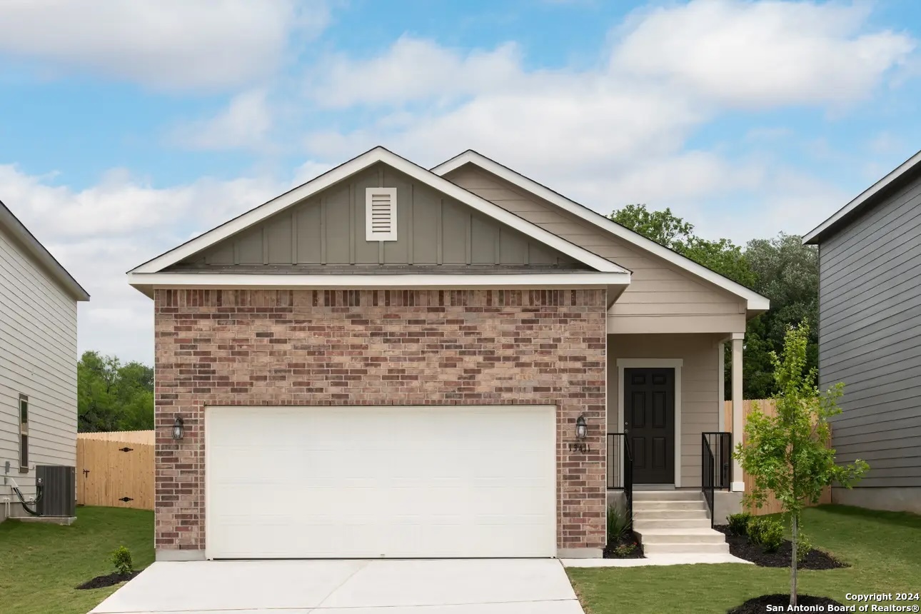 a front view of house with yard