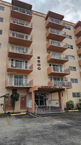 $1,600 | 2200 East Hallandale Beach Boulevard, Unit 709 | Gateway East