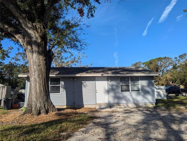 $1,800 | 5446 Potter Street | Fruitville