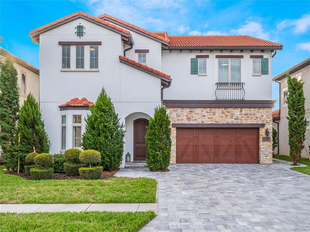 $1,590,000 | 10564 Royal Cypress Way | Walt Disney World Resort