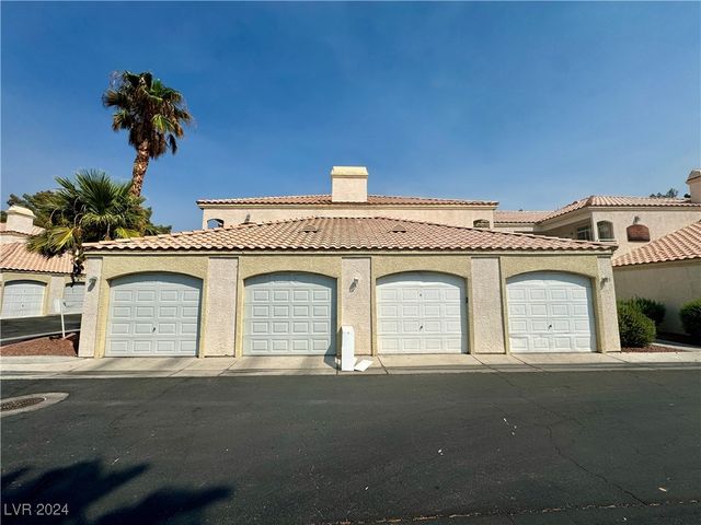 $250,000 | 1900 North Torrey Pines Drive, Unit 223 | Southwest Las Vegas