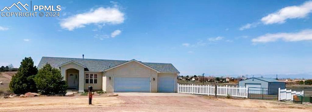 Ranch-style home with 3 Car Garage!