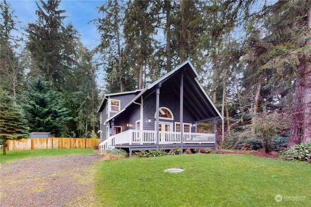 $455,000 | 11210 Hillcrest Drive | Anderson Island