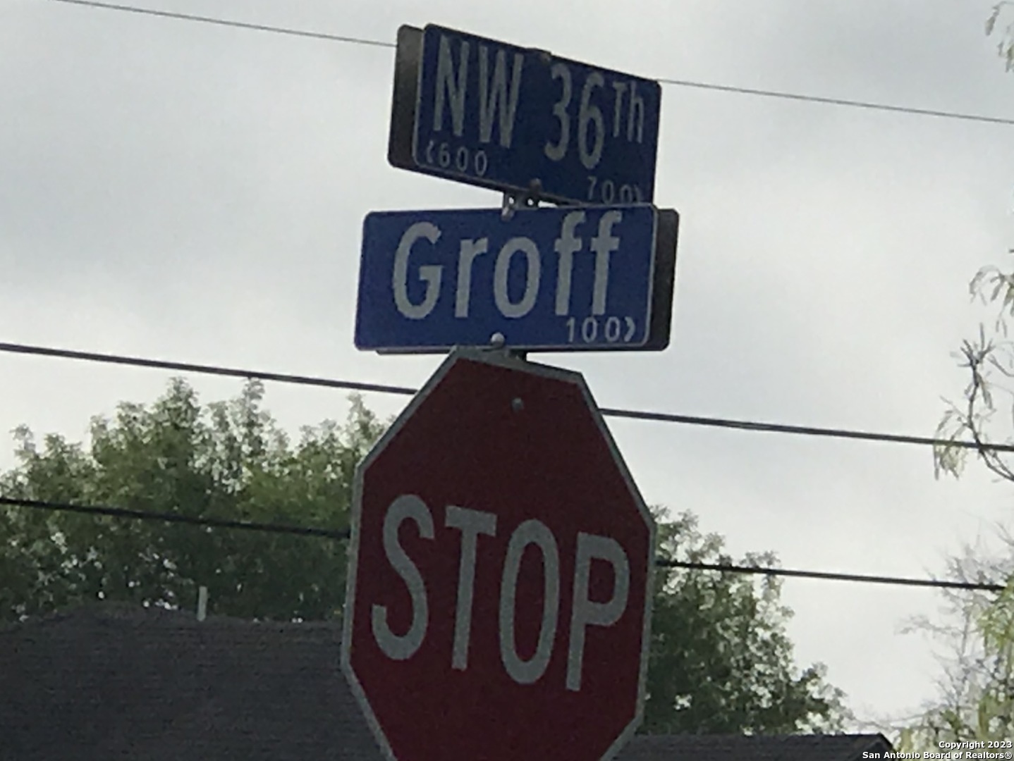 a close up of a street sign