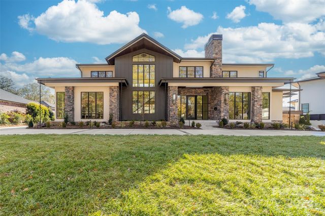 $3,200,000 | 619 Edgemont Road | Foxcroft