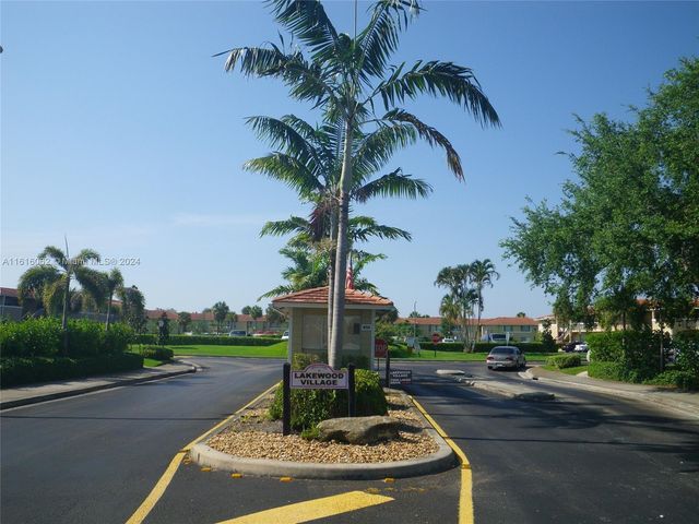 $230,000 | 10104 Twin Lakes Drive, Unit 11F | Coral Springs