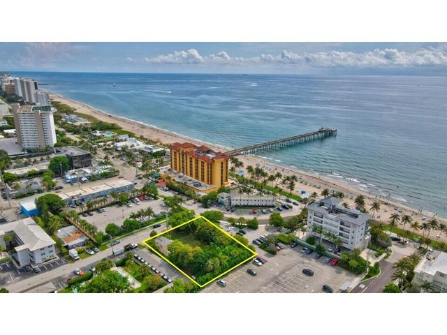 $3,950,000 | 2070-2080 Northeast 1st Street | Deerfield Beach Island