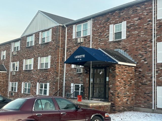 $1,700 | 740 Central Street, Unit I13 | Leominster