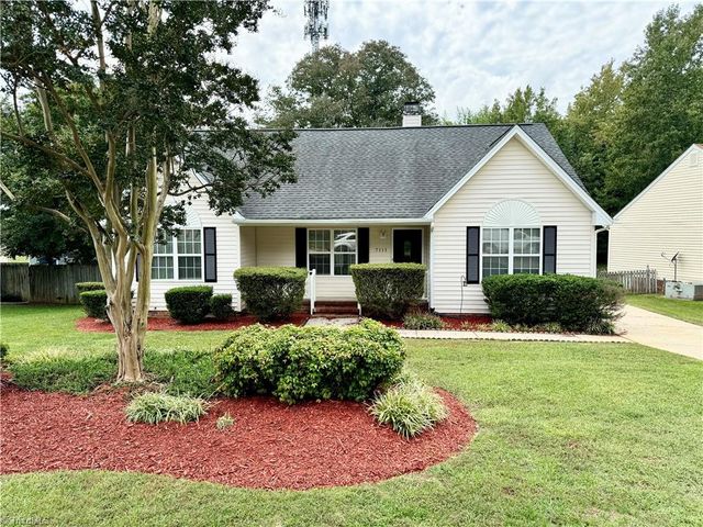 $319,900 | 7111 Chaftain Place | Greensboro