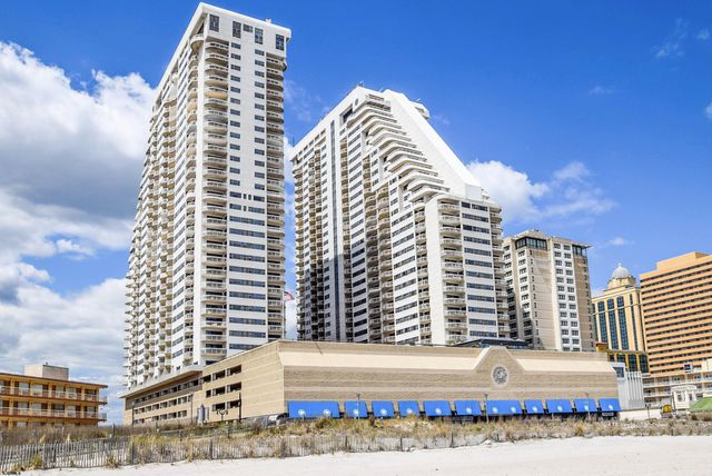 $269,000 | 3101 Boardwalk, Unit 28041 | Chelsea