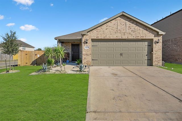 $285,000 | 6203 El Oro Drive | Minnetex