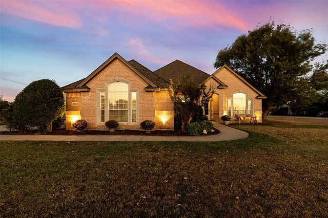 $775,000 | 10124 Round Hill Road | Fossil Creek Estates