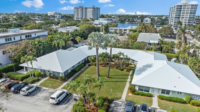 $9,500 | 410 Venetian Drive | Delray Beach Association