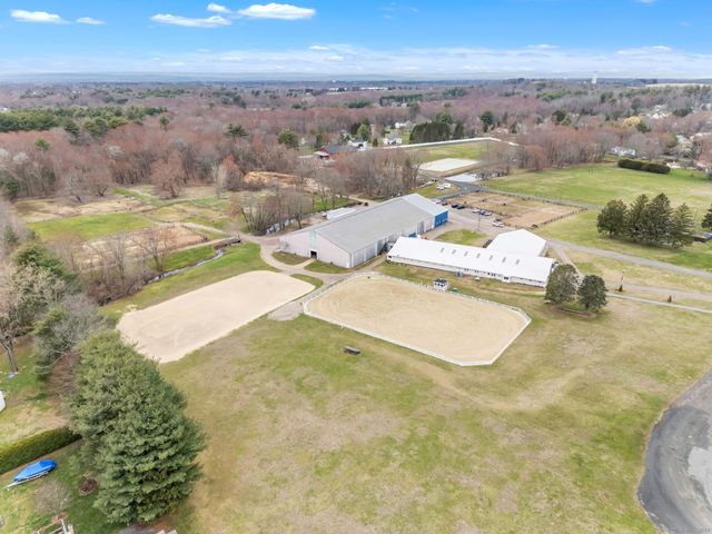 $1,750,000 | 247 Hall Hill Road | Somers