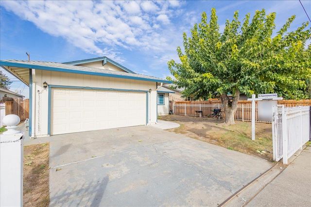 $380,000 | 117 Delhi Avenue | South Stockton