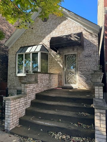 $425,000 | 3438 South Wallace Street | Bridgeport