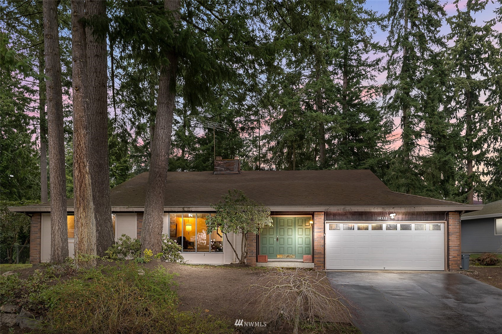 front view of house with a yard