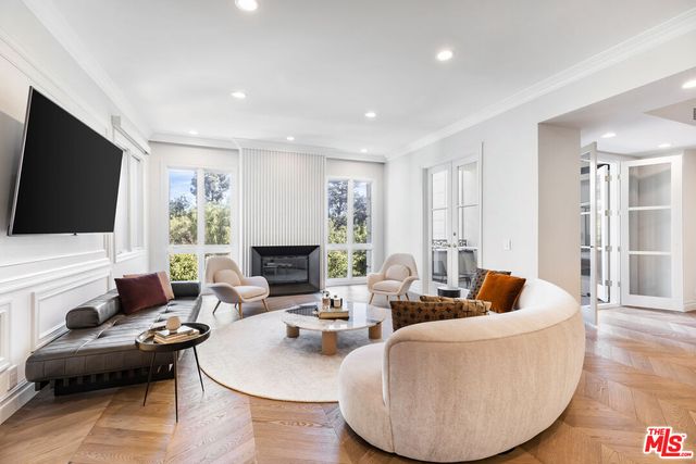 $3,550,000 | 10110 Empyrean Way, Unit 204 | Century City