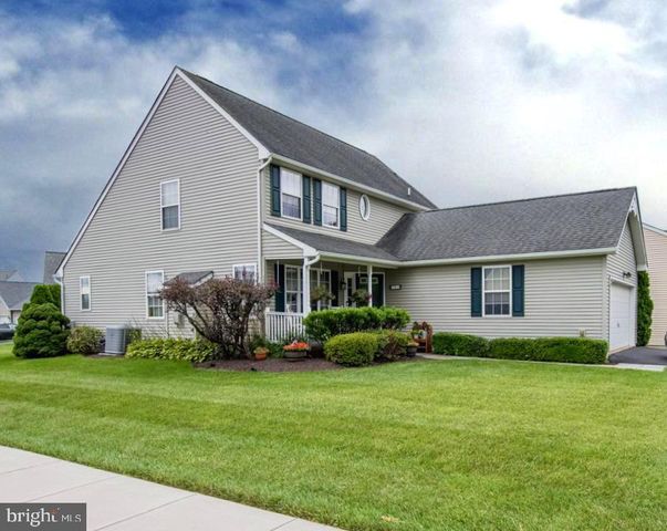 $394,900 | 721 West Glenview Drive | Penn Township - Chester County