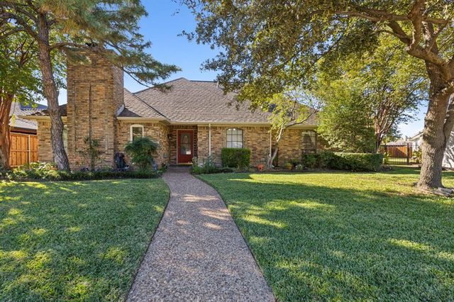 $450,000 | 6 Valleycrest Court | Allen