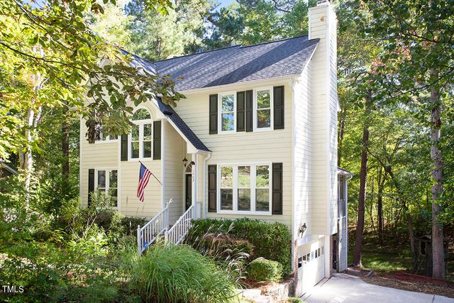 $525,000 | 1402 Princess Anne Road | Medfield Estates