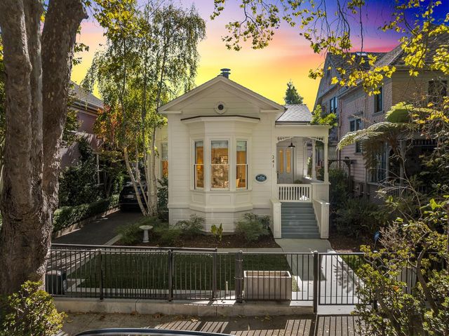 $2,080,000 | 241 Walnut Avenue | Downtown Santa Cruz