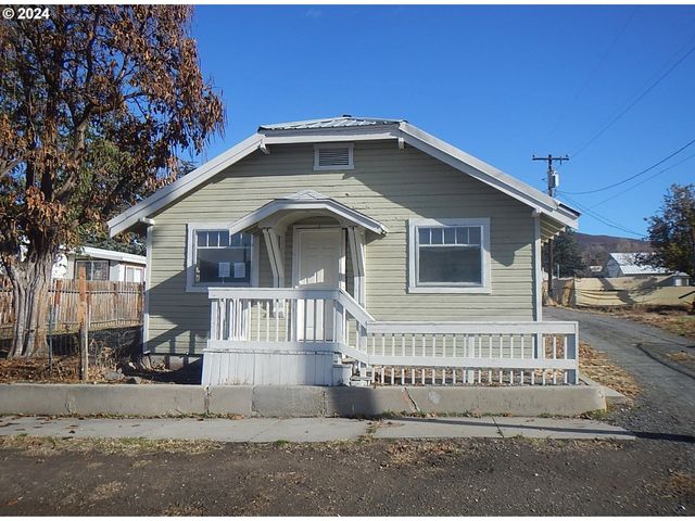 $77,000 | 340 1st Street East | Huntington